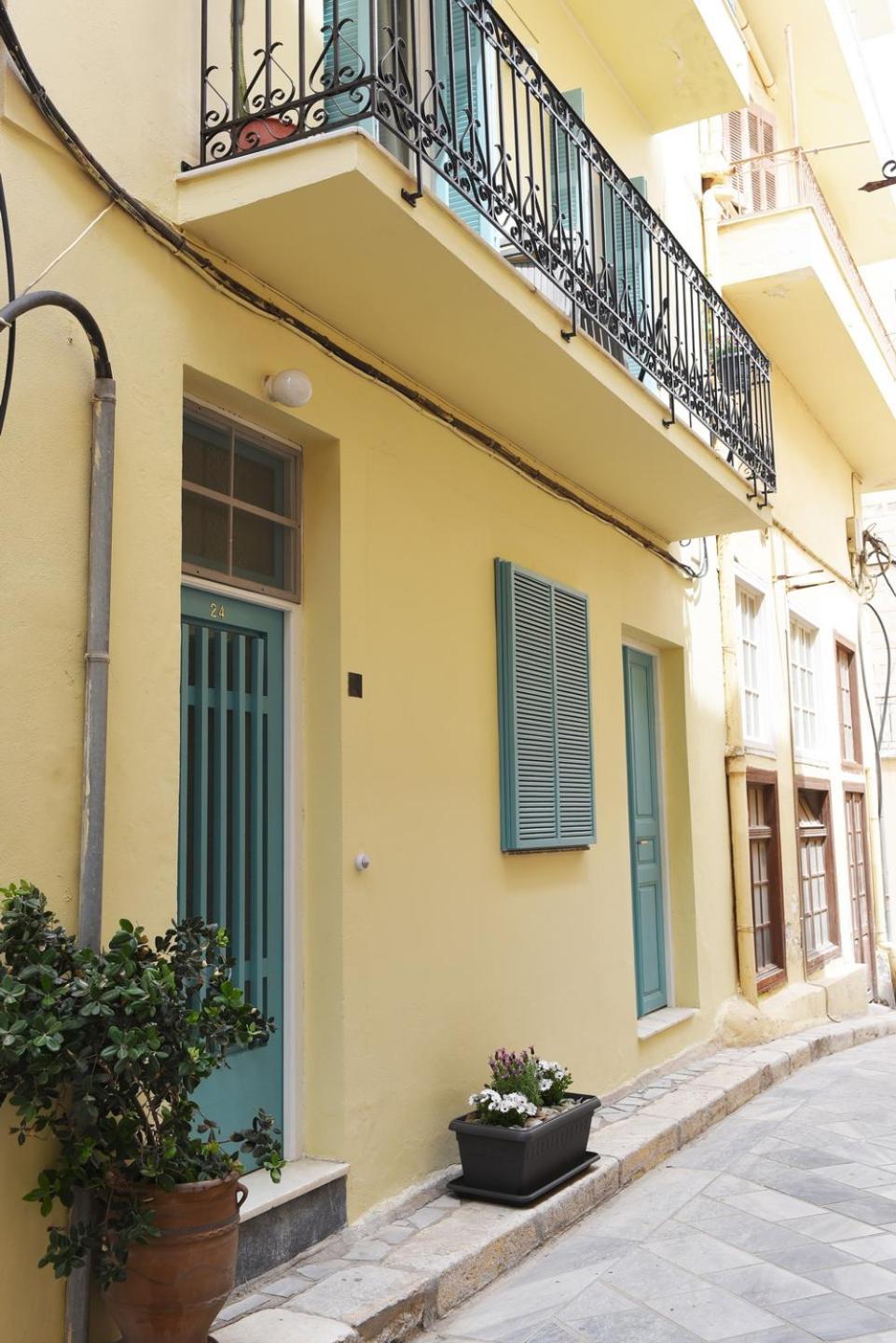 Nostos Ermoupoli